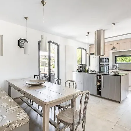 Homestay Fully Renovated Provencal House ! *
